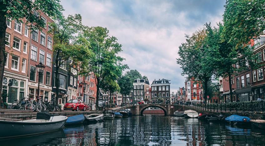 Hollandia Amszterdam városa látvány továbbtanulás