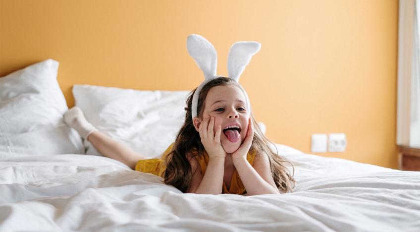 girl Cute girl easter dilemma
