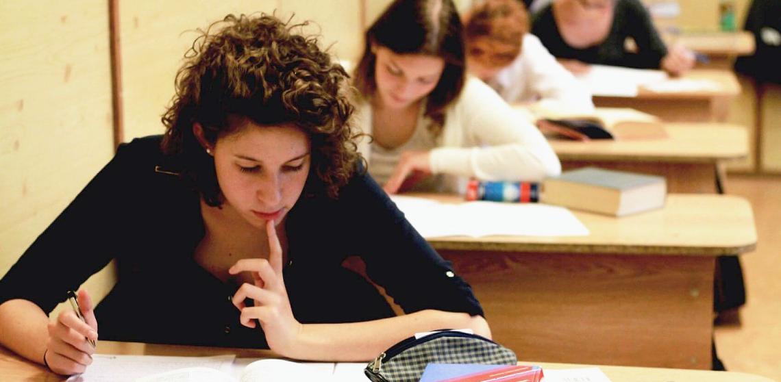 Felkészítő anyagok a vizsga előtt Felkészítő anyagok a vizsga előtt
